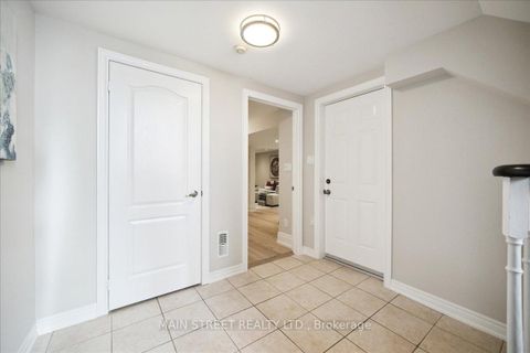 Photo 25 at 38 Carriage House Court, Jefferson, Richmond Hill