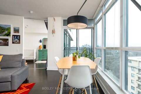 Photo 13 at 1807 - 1048 Broadview Avenue, Broadview North, Toronto