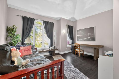 Photo 23 at 471 Cranbrooke Avenue, Nortown, Toronto