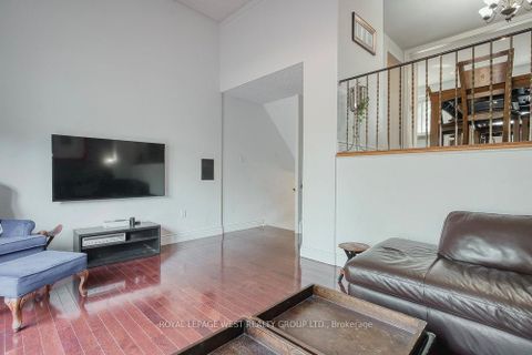 Photo 8 at 3 - 92 Twenty Ninth Street, Long Branch, Toronto