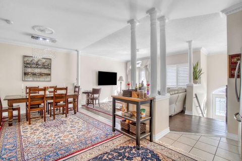 Photo 14 at 119 Blackthorn Drive, Maple, Vaughan