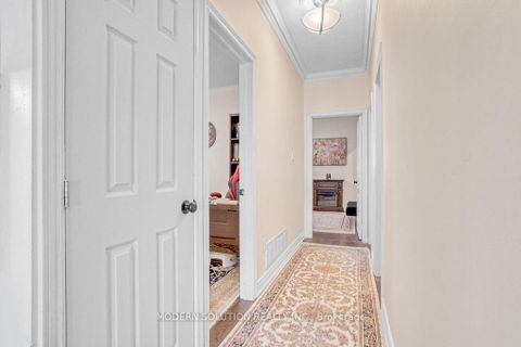 Photo 17 at 119 Blackthorn Drive, Maple, Vaughan