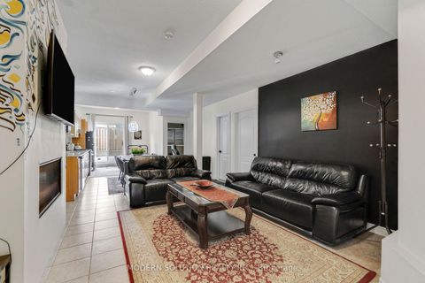 Photo 29 at 119 Blackthorn Drive, Maple, Vaughan