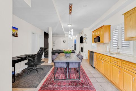 Photo 31 at 119 Blackthorn Drive, Maple, Vaughan