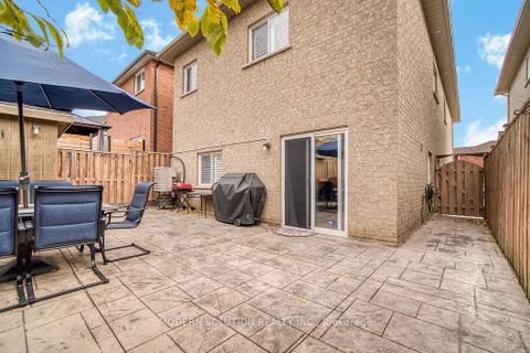 Photo 42 at 119 Blackthorn Drive, Maple, Vaughan