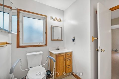 Photo 22 at 6160 King Road, Nobleton, King