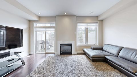 Photo 4 at 121 - 1331 Major Mackenzie Drive, Patterson, Vaughan