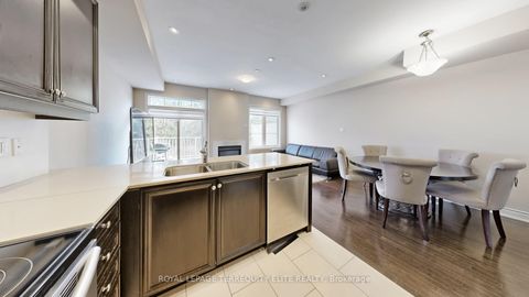 Photo 14 at 121 - 1331 Major Mackenzie Drive, Patterson, Vaughan