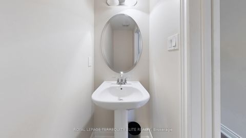 Photo 15 at 121 - 1331 Major Mackenzie Drive, Patterson, Vaughan