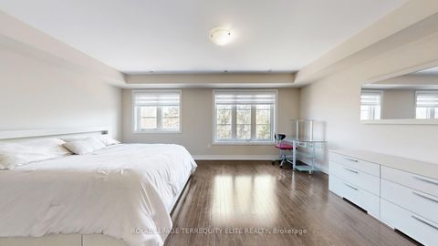 Photo 18 at 121 - 1331 Major Mackenzie Drive, Patterson, Vaughan