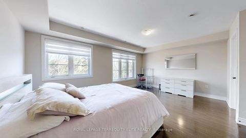 Photo 21 at 121 - 1331 Major Mackenzie Drive, Patterson, Vaughan