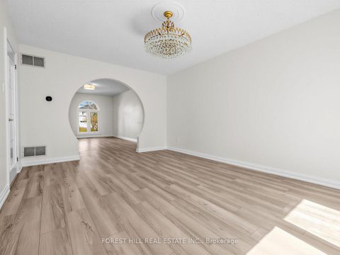 Photo 12 at 477 Cummer Avenue, Newtonbrook East, Toronto