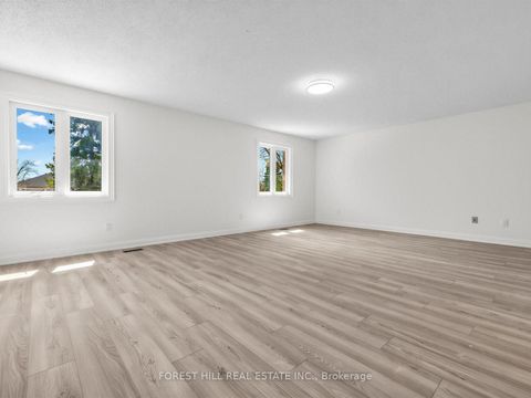 Photo 21 at 477 Cummer Avenue, Newtonbrook East, Toronto