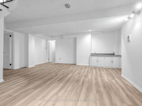 Photo 33 at 477 Cummer Avenue, Newtonbrook East, Toronto