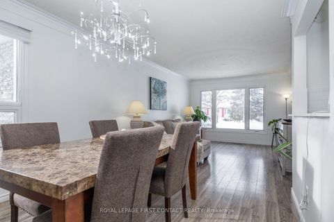 Photo 12 at 3 Oren Boulevard, Sunnidale, Barrie