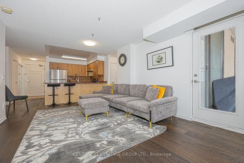 Photo 11 at 211 - 310 Red Maple Road, Langstaff, Richmond Hill