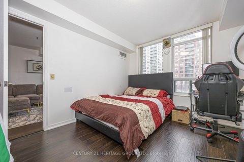 Photo 13 at 211 - 310 Red Maple Road, Langstaff, Richmond Hill