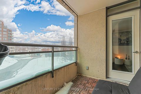 Photo 16 at 211 - 310 Red Maple Road, Langstaff, Richmond Hill