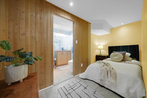 Photo 19 at 821 Krosno Boulevard, Bay Ridges, Pickering