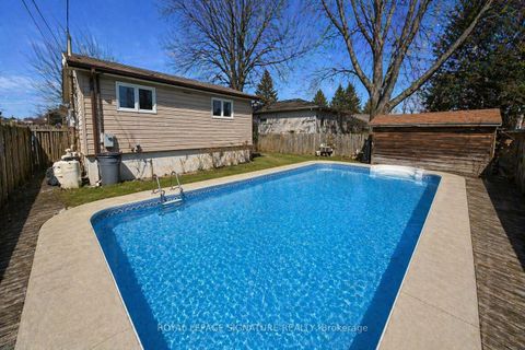 Photo 23 at 821 Krosno Boulevard, Bay Ridges, Pickering