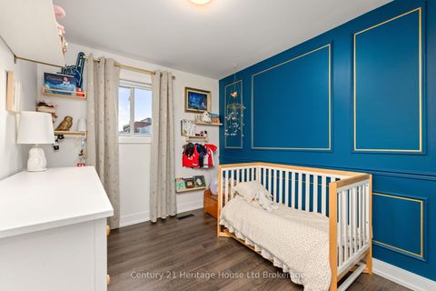 Photo 14 at 9 San Vito Way, Jane Heights, Toronto