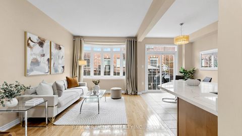 Photo 4 at 52 Gauguin Avenue, Patterson, Vaughan