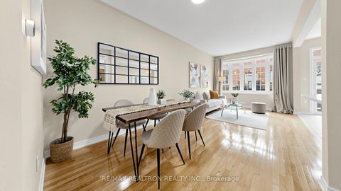 Photo 7 at 52 Gauguin Avenue, Patterson, Vaughan