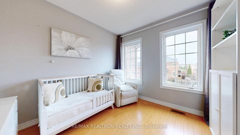 Photo 23 at 52 Gauguin Avenue, Patterson, Vaughan