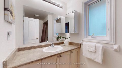 Photo 25 at 52 Gauguin Avenue, Patterson, Vaughan