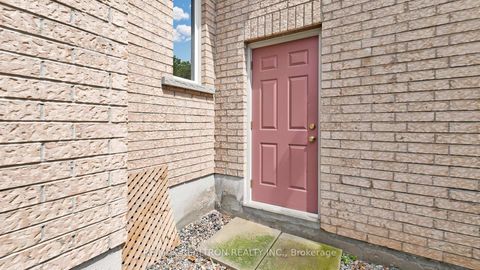 Photo 40 at 52 Gauguin Avenue, Patterson, Vaughan