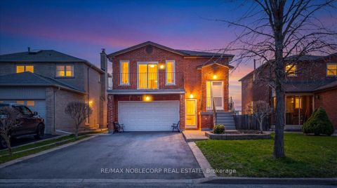 Photo 0 at 175 Oliver Lane, Maple, Vaughan