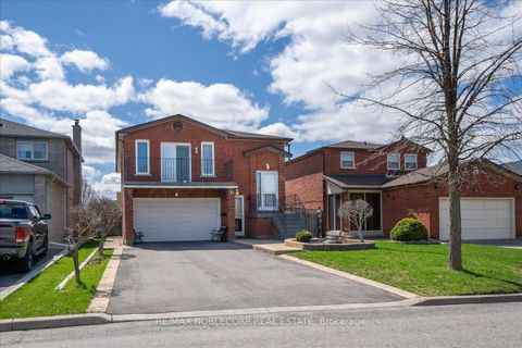 Photo 3 at 175 Oliver Lane, Maple, Vaughan