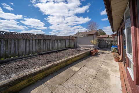 Photo 38 at 175 Oliver Lane, Maple, Vaughan