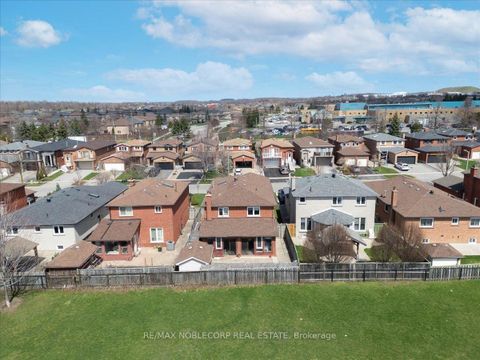 Photo 40 at 175 Oliver Lane, Maple, Vaughan