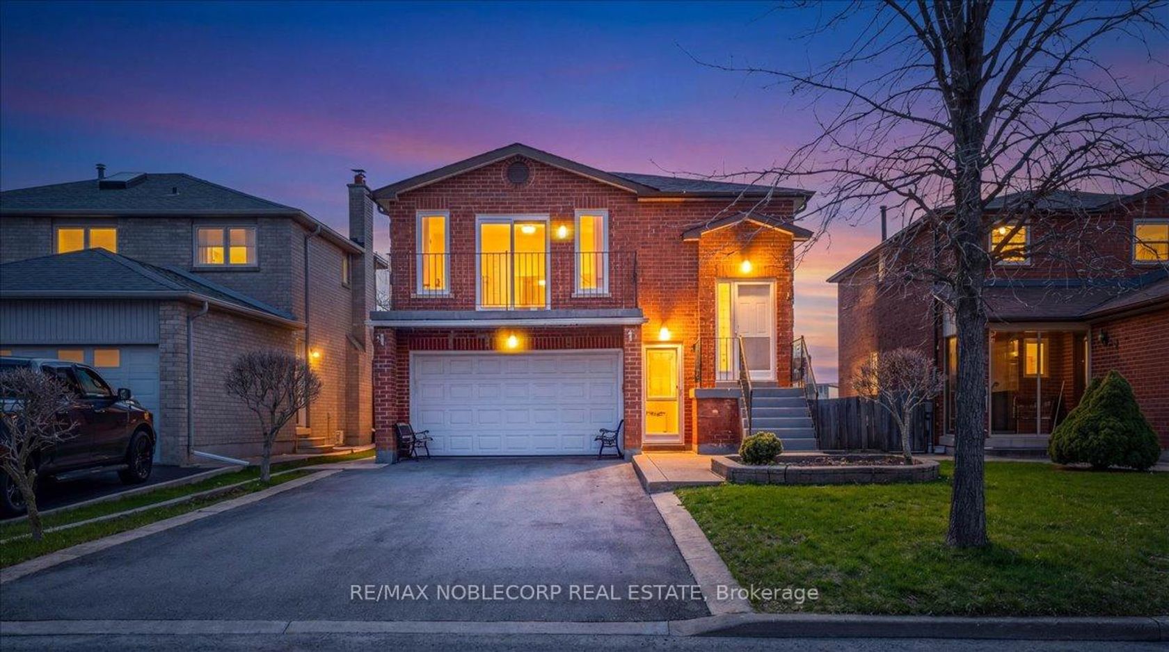 175 Oliver Lane, Maple, Vaughan photo number 2