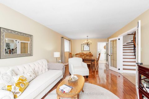 Photo 6 at 28 Camrose Drive, Keswick South, Georgina