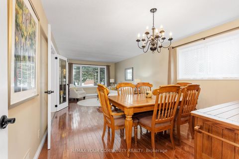 Photo 10 at 28 Camrose Drive, Keswick South, Georgina