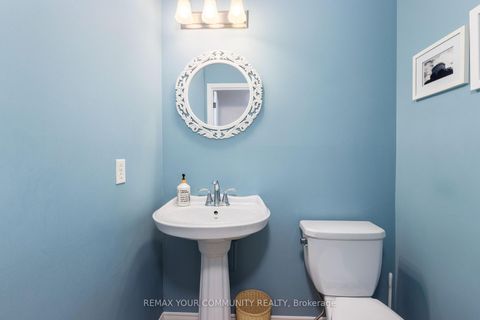 Photo 20 at 28 Camrose Drive, Keswick South, Georgina