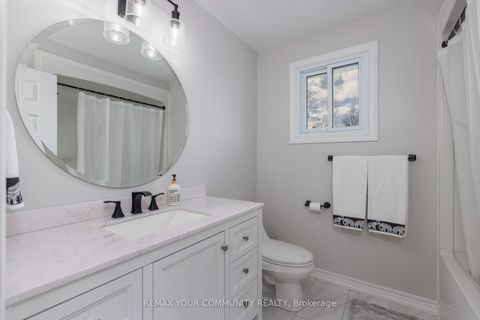 Photo 28 at 28 Camrose Drive, Keswick South, Georgina