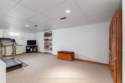 Photo 30 at 28 Camrose Drive, Keswick South, Georgina