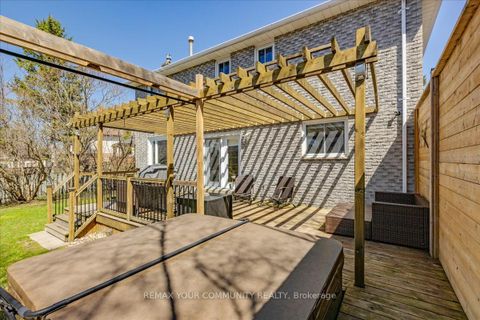 Photo 33 at 28 Camrose Drive, Keswick South, Georgina