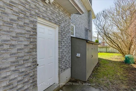 Photo 36 at 28 Camrose Drive, Keswick South, Georgina