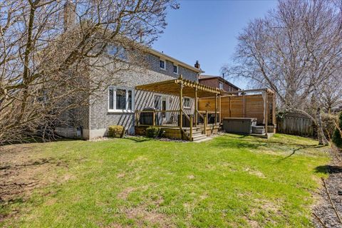 Photo 37 at 28 Camrose Drive, Keswick South, Georgina