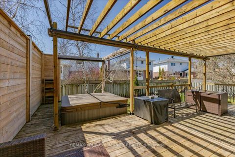 Photo 42 at 28 Camrose Drive, Keswick South, Georgina