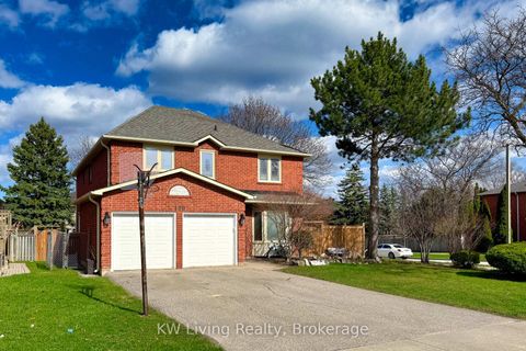 Photo 1 at 129 Franklin Avenue, Yorkhill, Vaughan