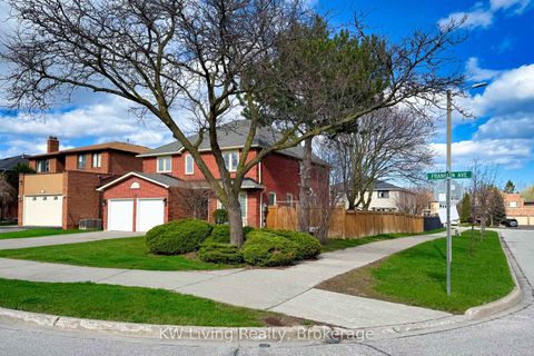 Photo 3 at 129 Franklin Avenue, Yorkhill, Vaughan