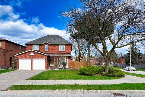 Photo 4 at 129 Franklin Avenue, Yorkhill, Vaughan