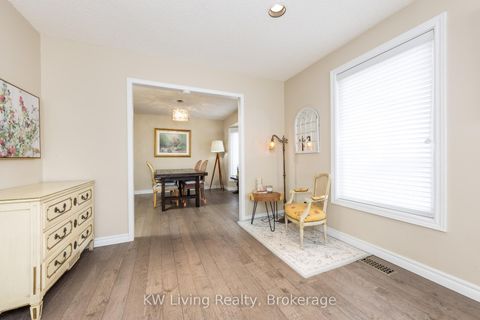 Photo 9 at 129 Franklin Avenue, Yorkhill, Vaughan