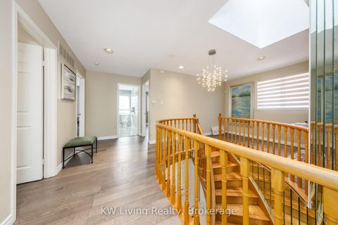 Photo 25 at 129 Franklin Avenue, Yorkhill, Vaughan
