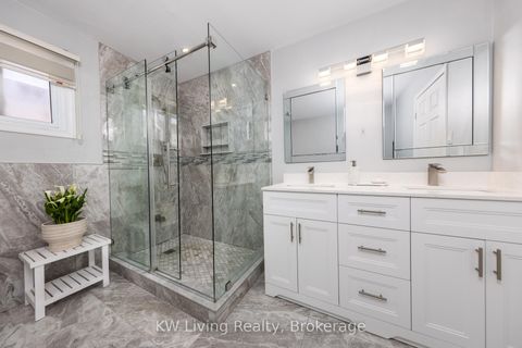 Photo 30 at 129 Franklin Avenue, Yorkhill, Vaughan